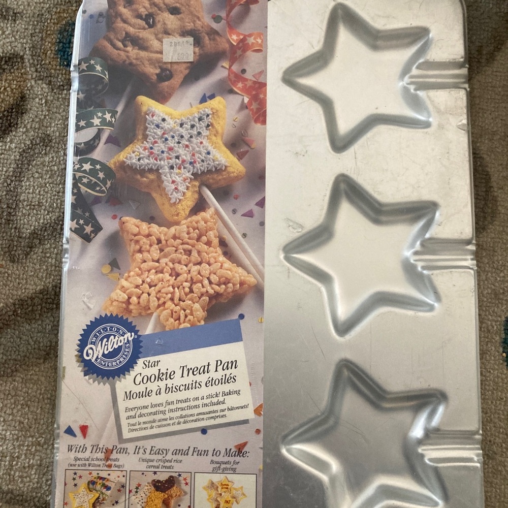 Wilton cookie treat pan stars NIB